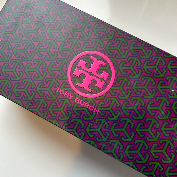 Tory Burch Mini Miller Thong - Picture 8 of 8